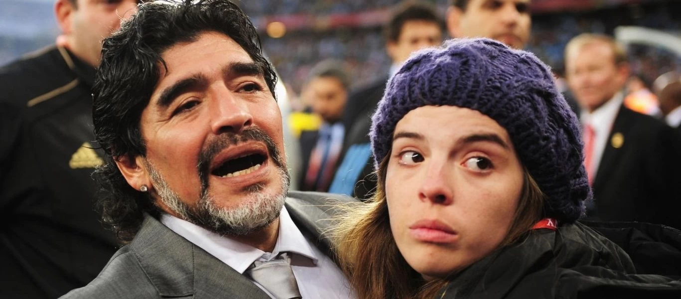 Κόρη Ν.Μαραντόνα: «Μου προκάλεσαν εμετό όσα άκουσα στο ηχητικό ντοκουμέντο»